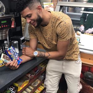 Meet your Posher, Juan